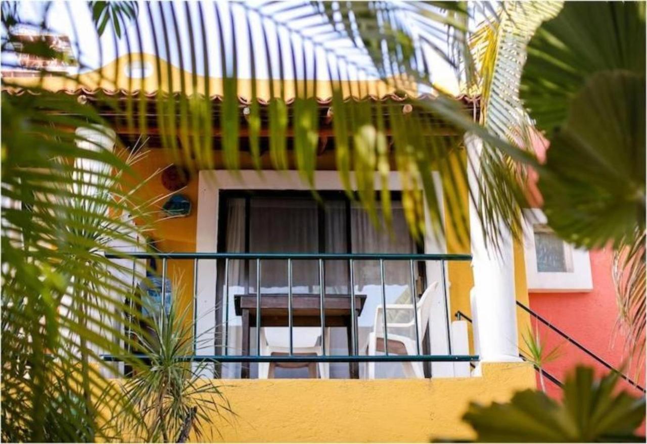 Hotel Acuario Playa Del Carmen Exteriör bild