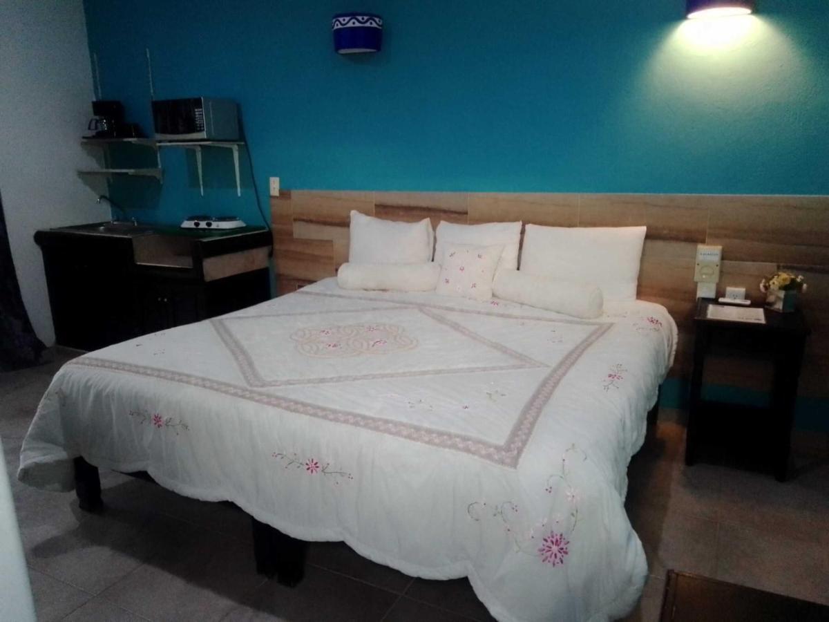 Hotel Acuario Playa Del Carmen Exteriör bild