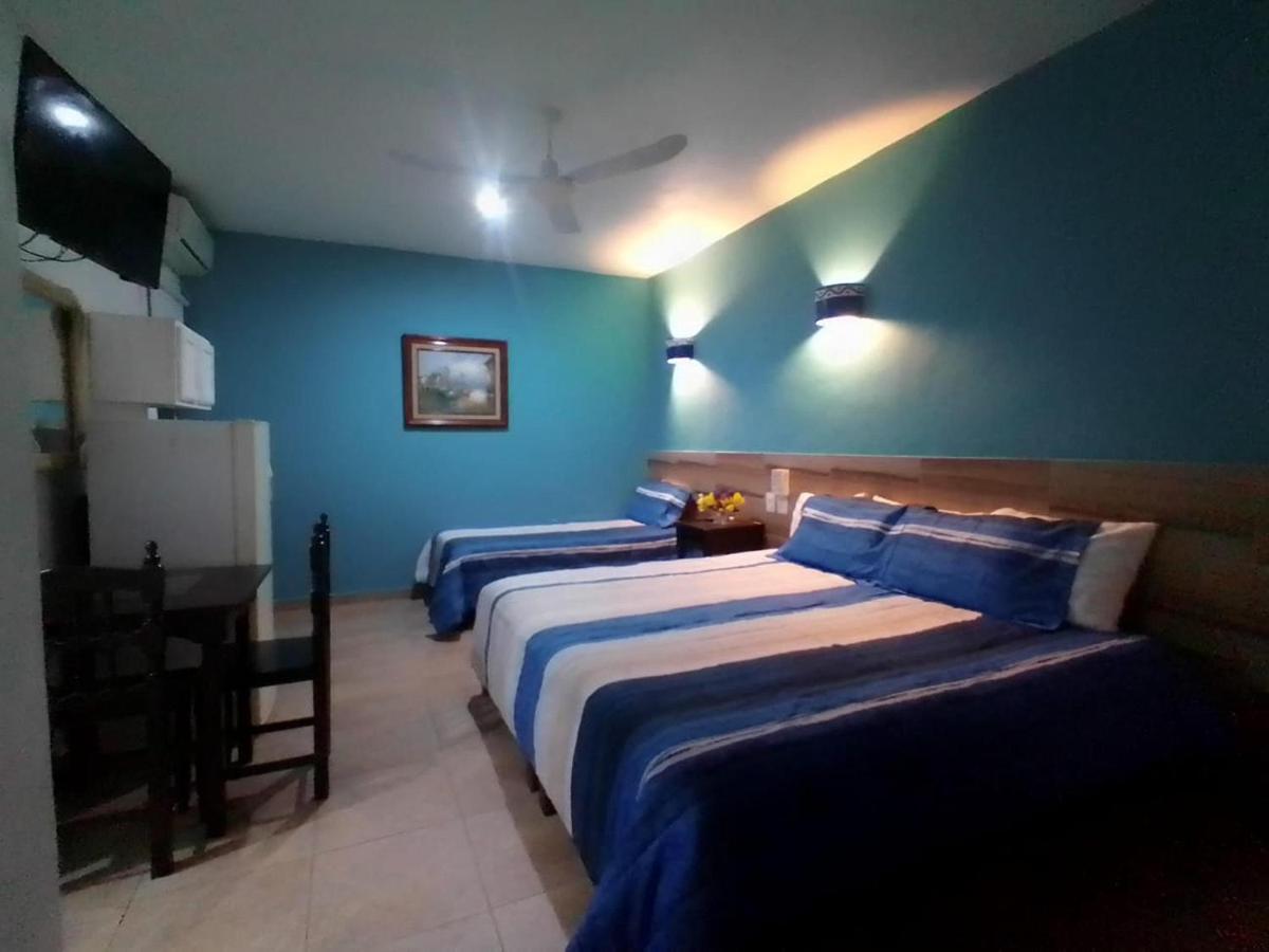 Hotel Acuario Playa Del Carmen Rum bild